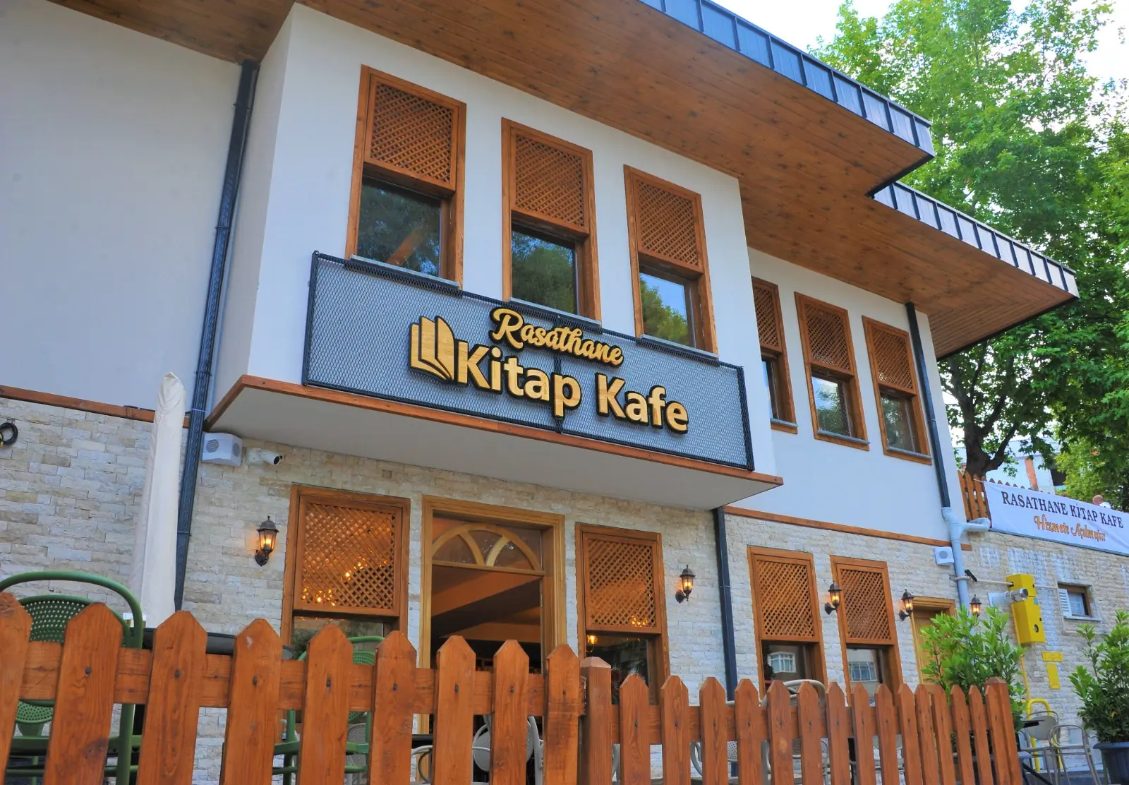 Rasathane Kitap Kafe